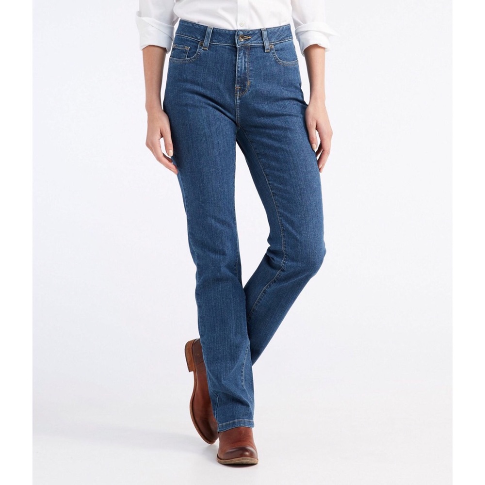 Like new bootcut, mid-rise blue jeans. Size 29.